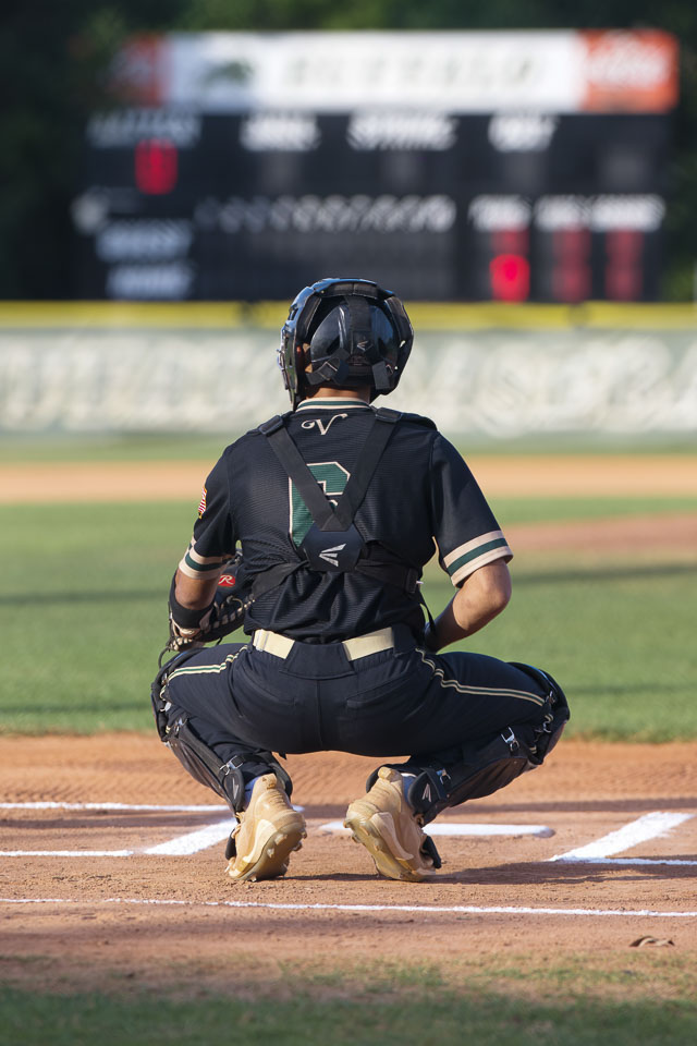 VHSBBSeniorNite_Tavares-77.jpg