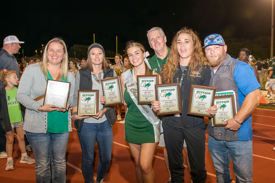 VHS_Senior2022A-468-Edit.jpg