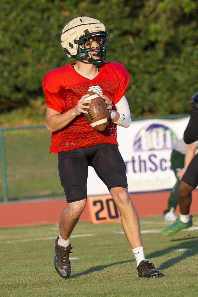 GreennGoldFootball-164.jpg