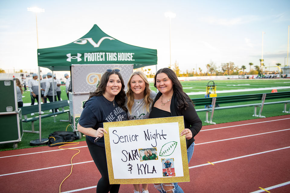 183905SeniorNight2024-107-Edit.jpg