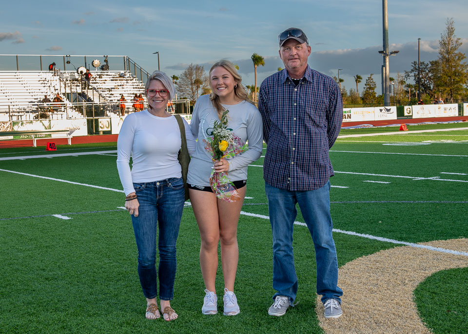 182417SeniorNight2024-61.jpg