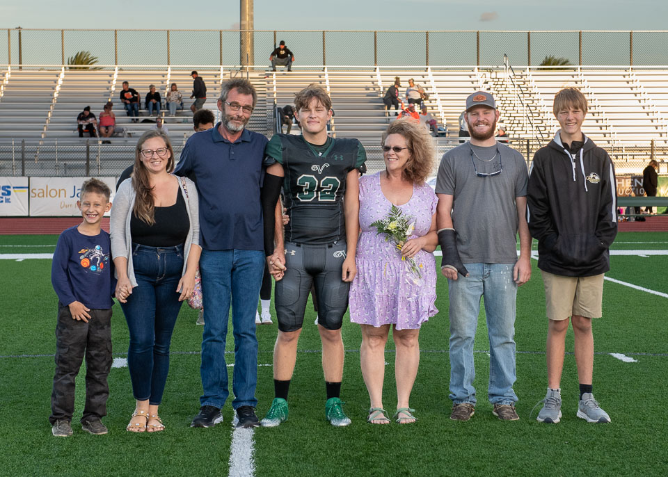 183303SeniorNight2024-94.jpg