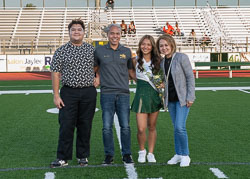 182111SeniorNight2024-56.jpg