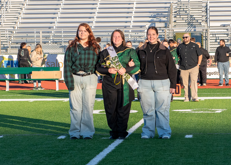 VHSFB_SeniorNight-26.jpg