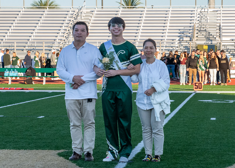 VHSFB_SeniorNight-38.jpg