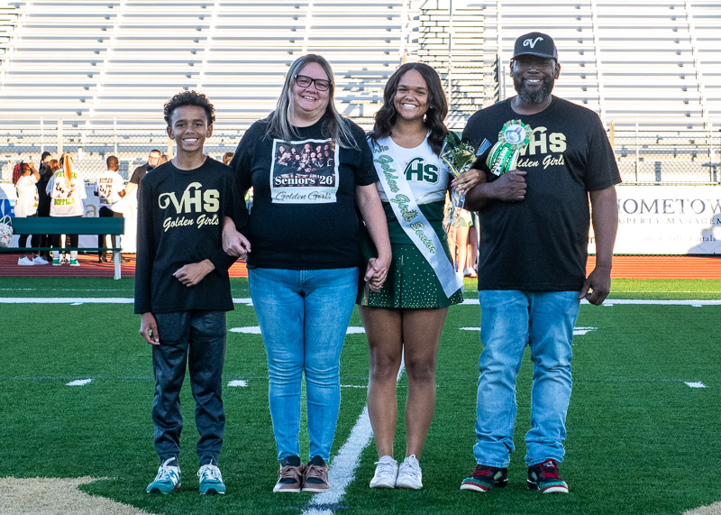 VHSFB_SeniorNight-45.jpg
