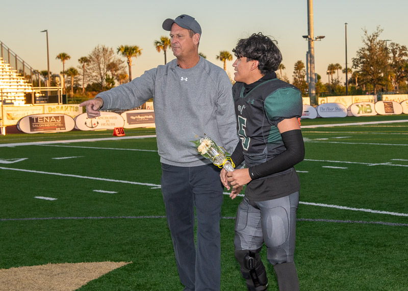 VHSFB_SeniorNight-85.jpg