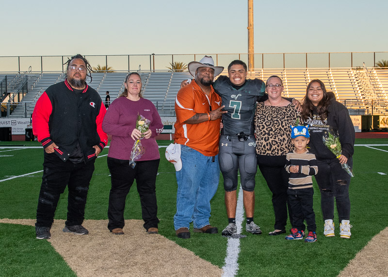 VHSFB_SeniorNight-97.jpg