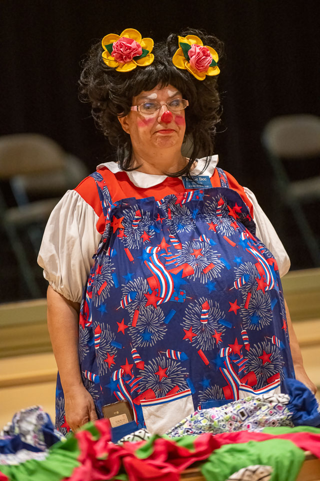 PinkyBee010-Edit.jpg